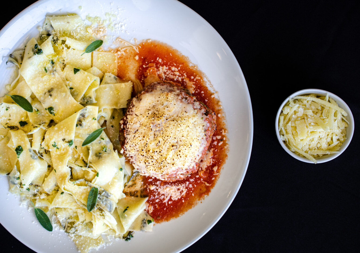 Pappardelle con polpetone